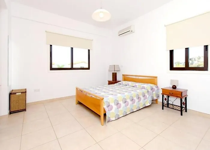 Case de vacanță Ferienvilla Av6 By Interhome Protaras