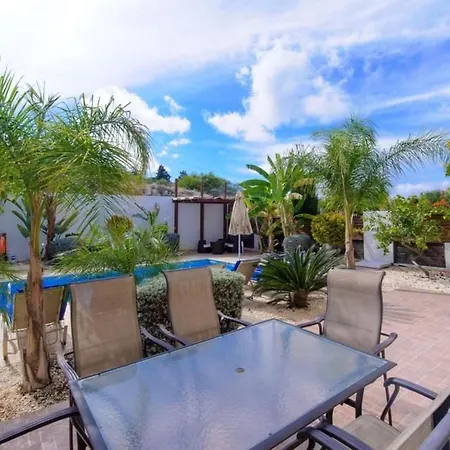 Semesterbostad Ferienvilla Av6 By Interhome *